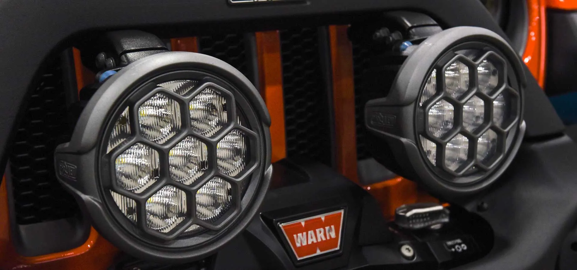 AEV Vehicle Grille Light Kit for 7000 Series LED Off Road Light