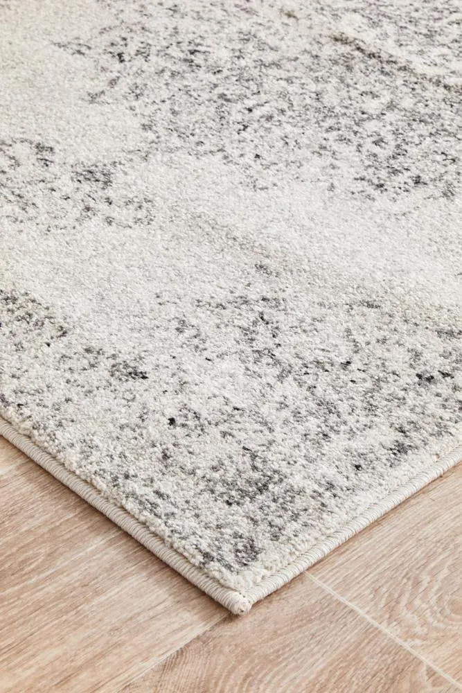 Apadana  Aarya Silver Runner Rug