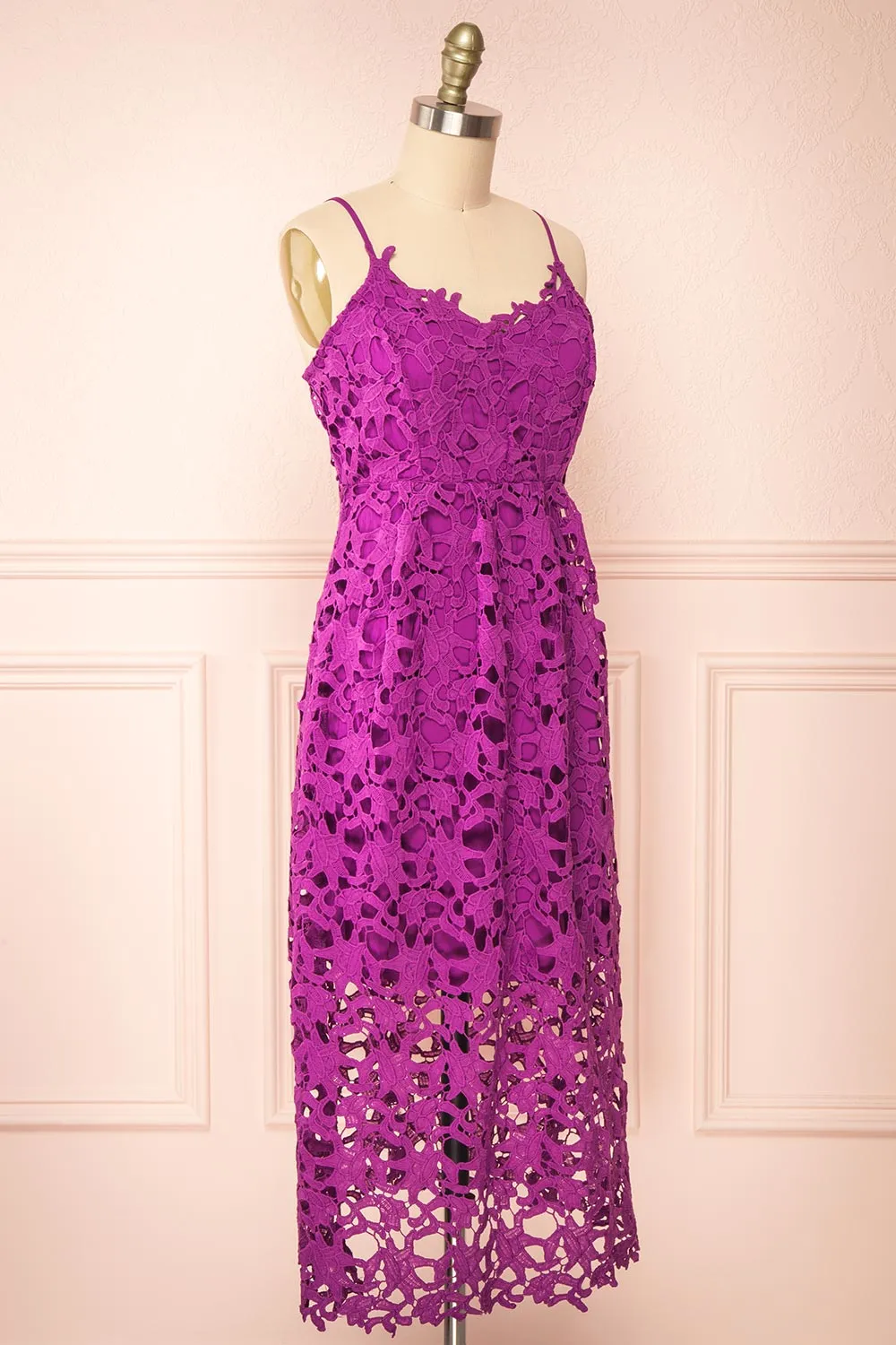 Avelina Purple | Lace Midi Dress