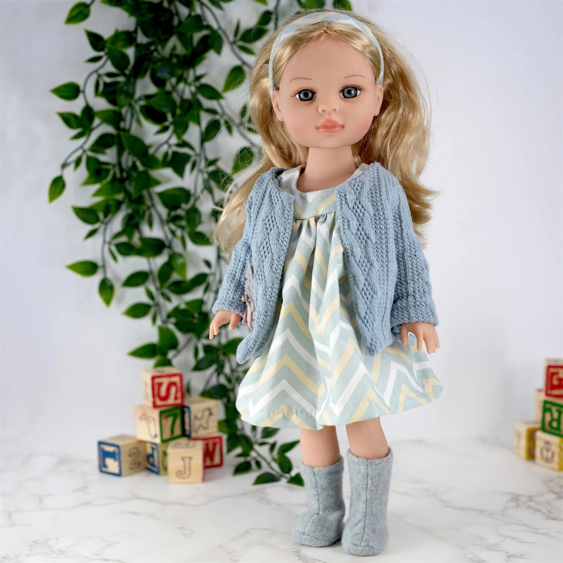 BiBi Fashion Doll "Olivia" (38 cm / 15")