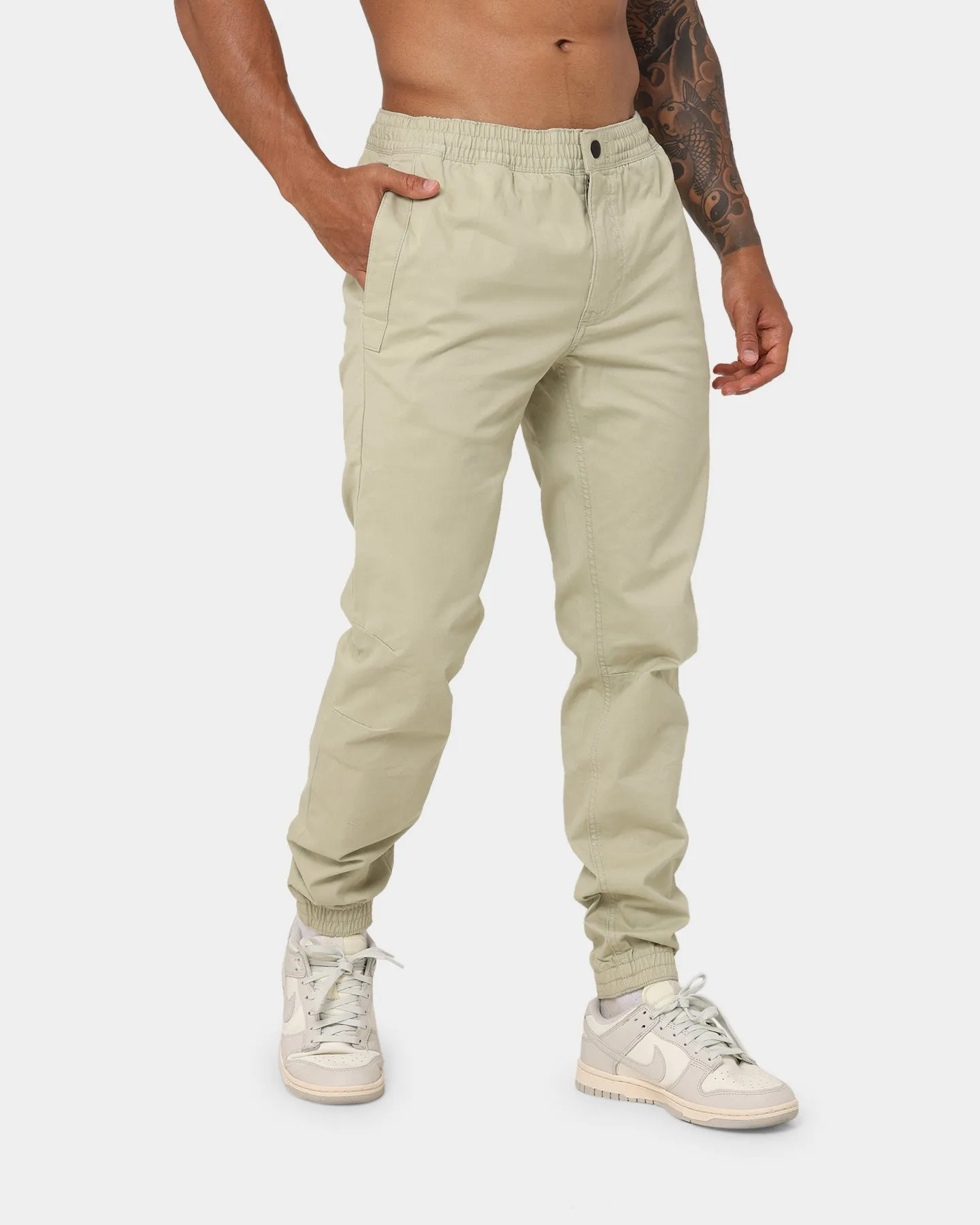 Calvin Klein Monogram Badge Casual Chino Wheat Fields