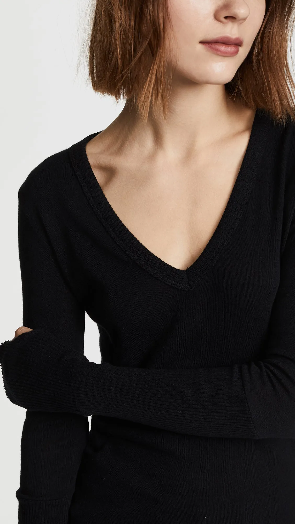 Cashmere Cuffed V Neck Sweater - Black