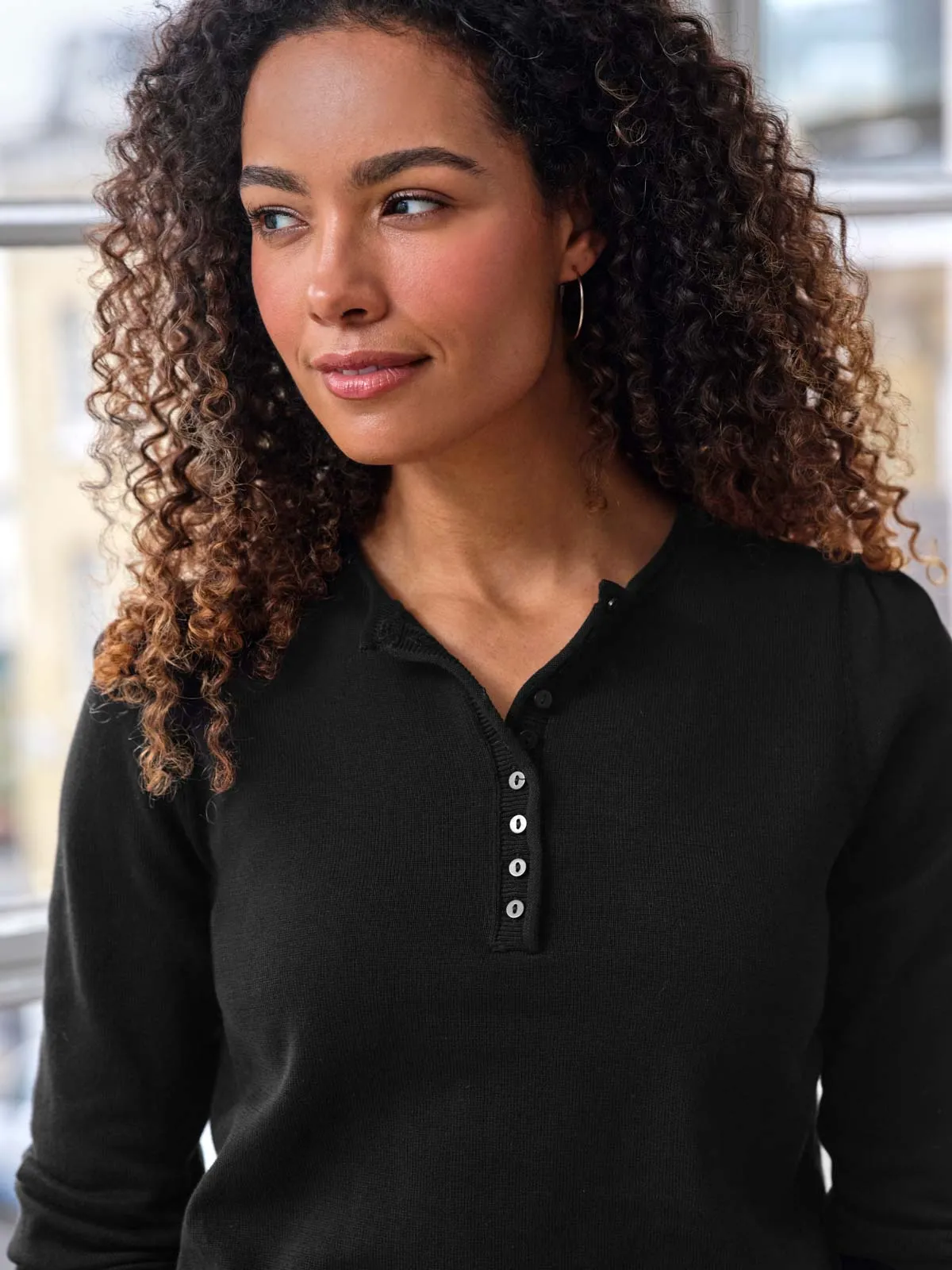 Dua Organic Cotton Henley Jumper - Black