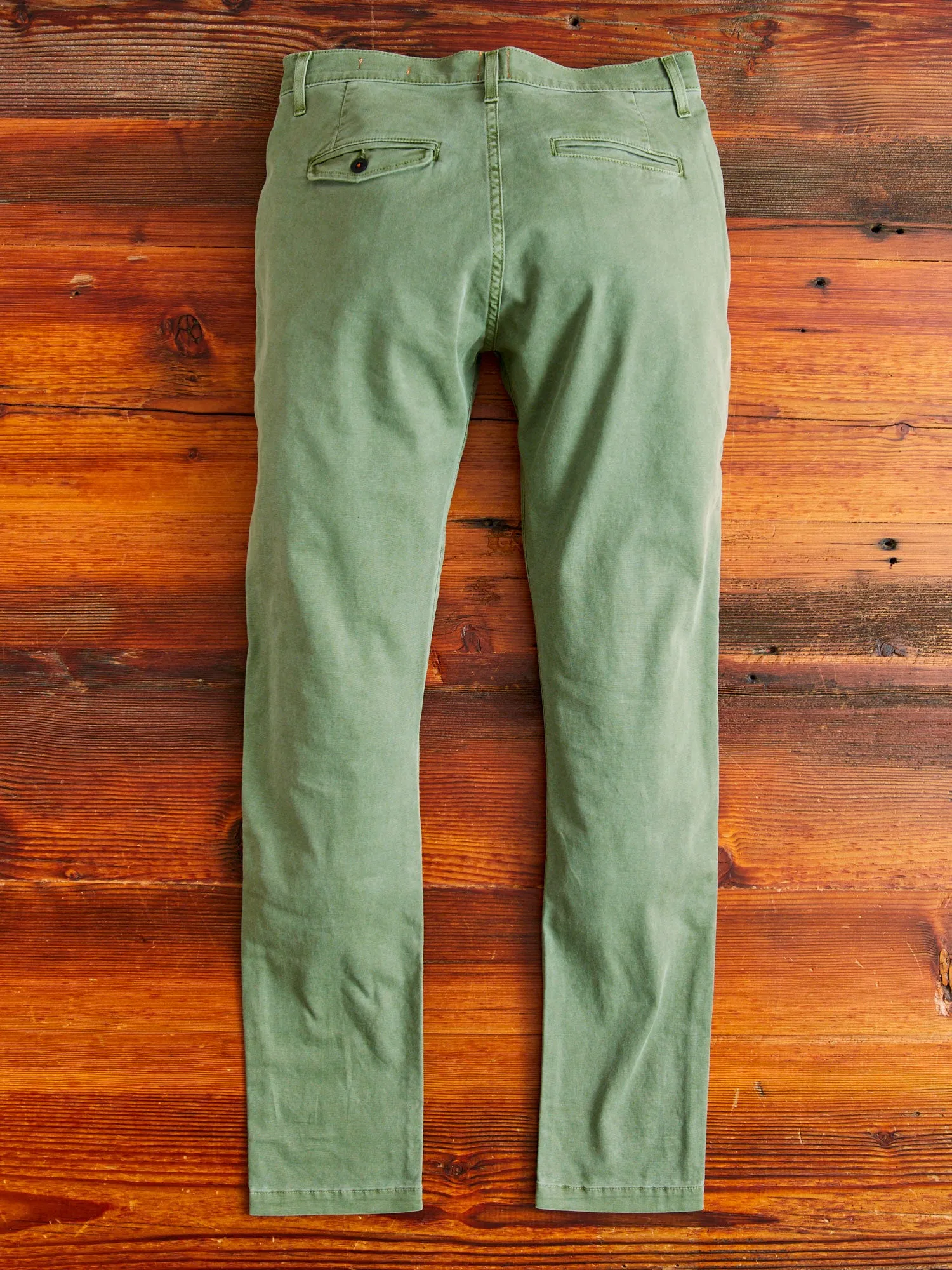 Everyday Chino in Military Green