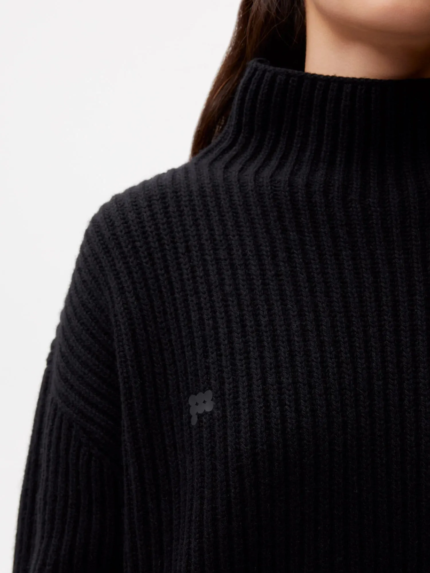 Recycled Cashmere Funnel-Neck Sweater—black