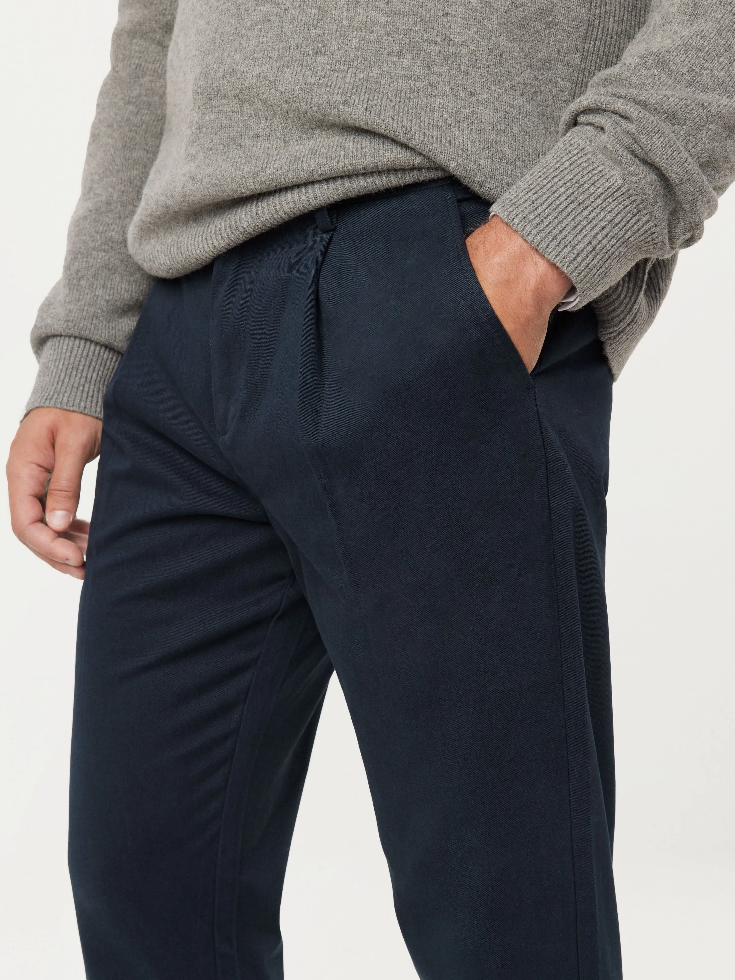 The Jamie Pleated Chino Pant in Deep Blue